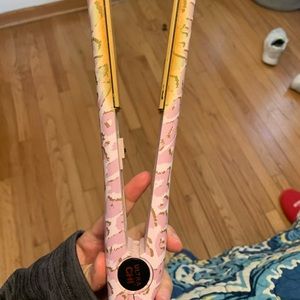 Ultra chi straightener